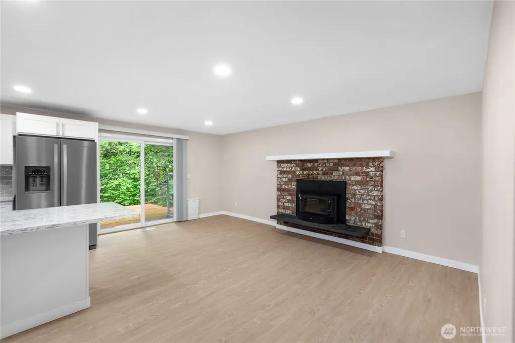 6720 Alder Glen Drive SE Olympia WA 98513