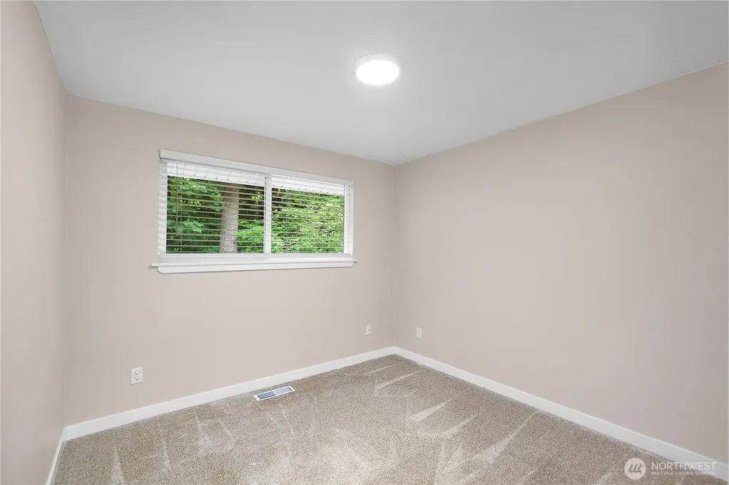6720 Alder Glen Drive SE Olympia WA 98513