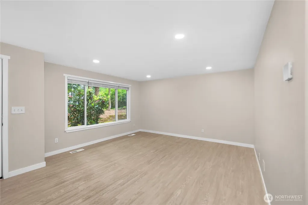 6720 Alder Glen Drive SE Olympia WA 98513