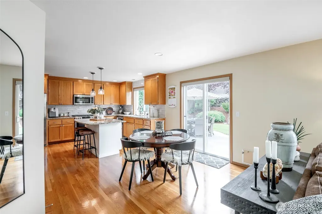 8214 70th Avenue Ct E Puyallup WA 98371