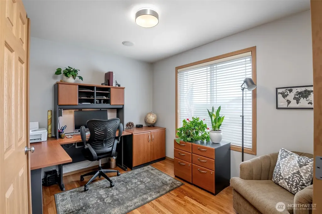 8214 70th Avenue Ct E Puyallup WA 98371