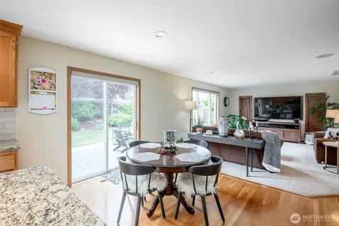 8214 70th Avenue Ct E Puyallup WA 98371