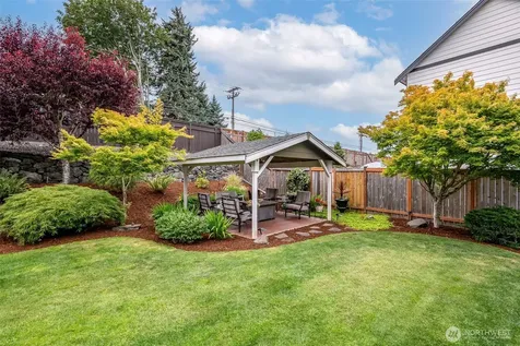 8214 70th Avenue Ct E Puyallup WA 98371