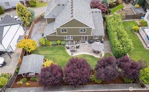 8214 70th Avenue Ct E Puyallup WA 98371