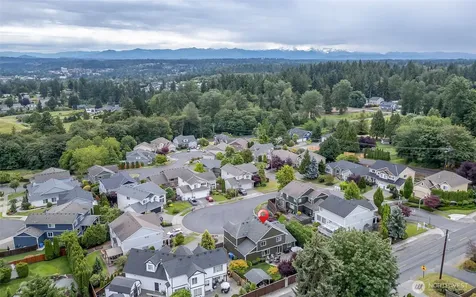 8214 70th Avenue Ct E Puyallup WA 98371