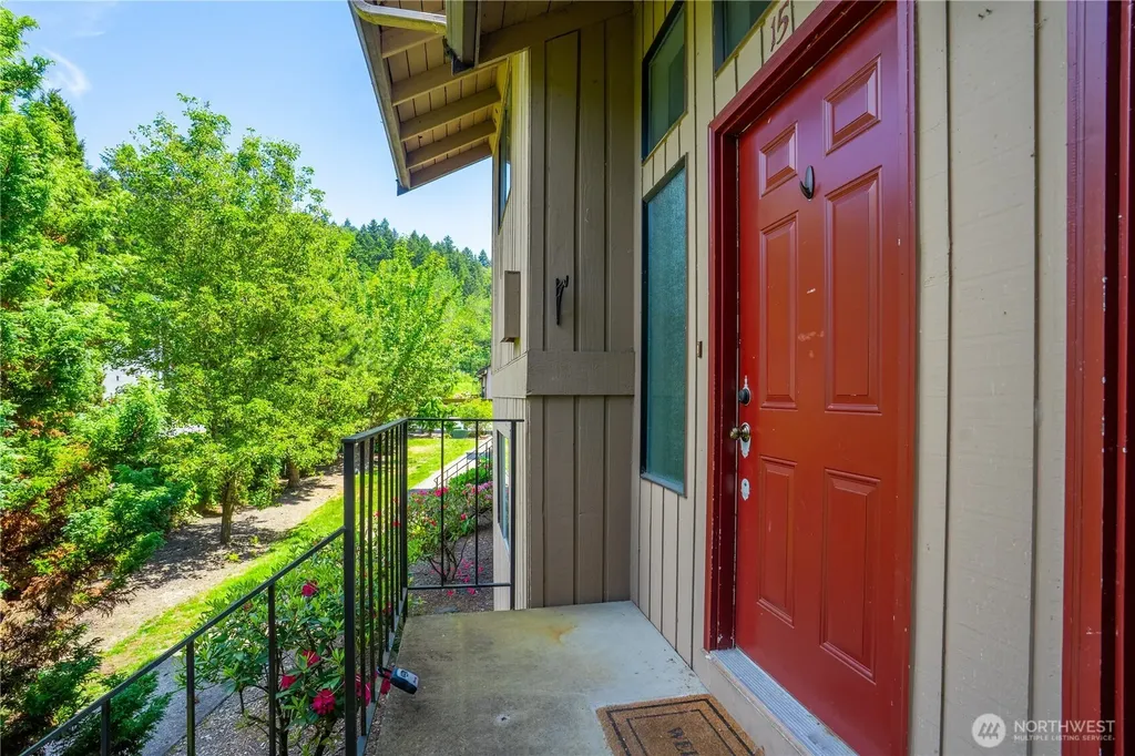 8521 S 259th Street Kent WA 98030