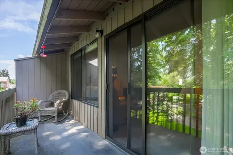 8521 S 259th Street Kent WA 98030