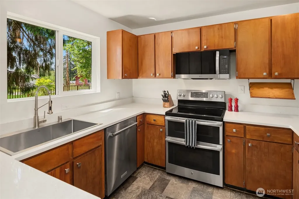 22203 117th Avenue E Graham WA 98338
