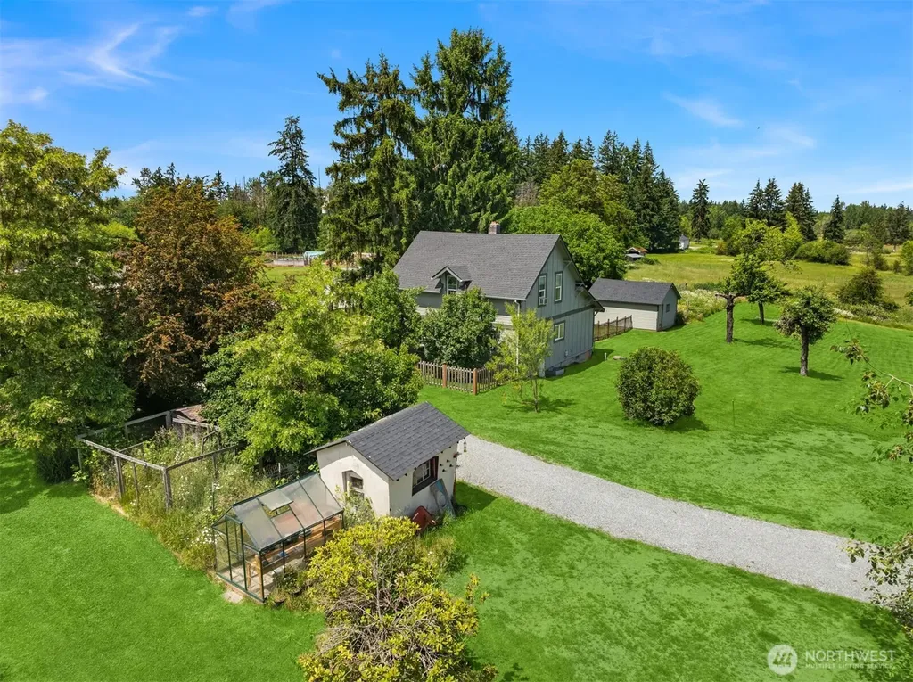 22203 117th Avenue E Graham WA 98338