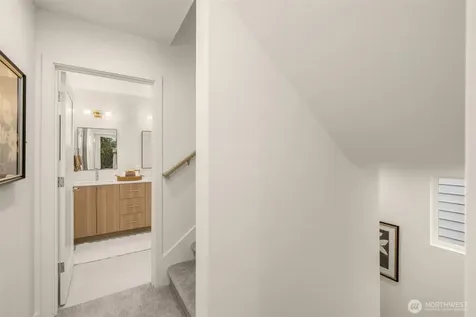 4409 21st Avenue SW Seattle WA 98106