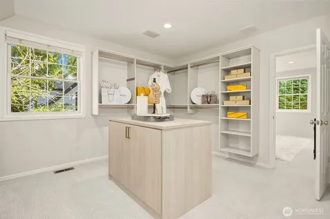 2400 100th Avenue NE Bellevue WA 98004