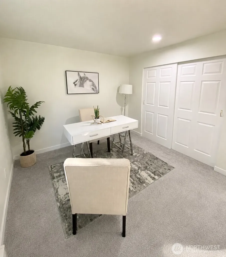 9302 Redmond Woodinville Rd NE Redmond WA 98052