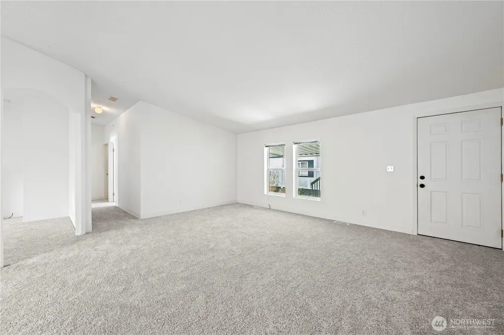 11100 4th Avenue W Everett WA 98204