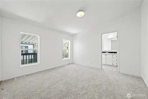 11100 4th Avenue W Everett WA 98204