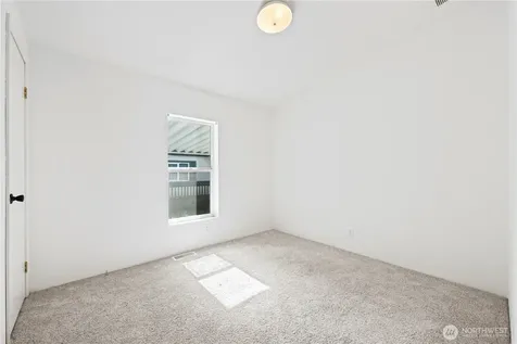 11100 4th Avenue W Everett WA 98204