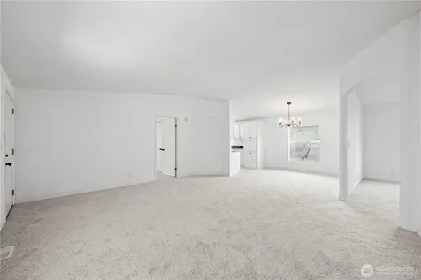 11100 4th Avenue W Everett WA 98204