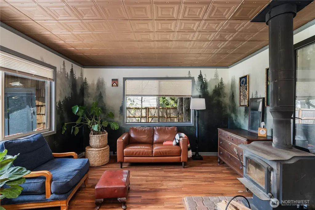 37 Butterfly Lane Pacific Beach WA 98571