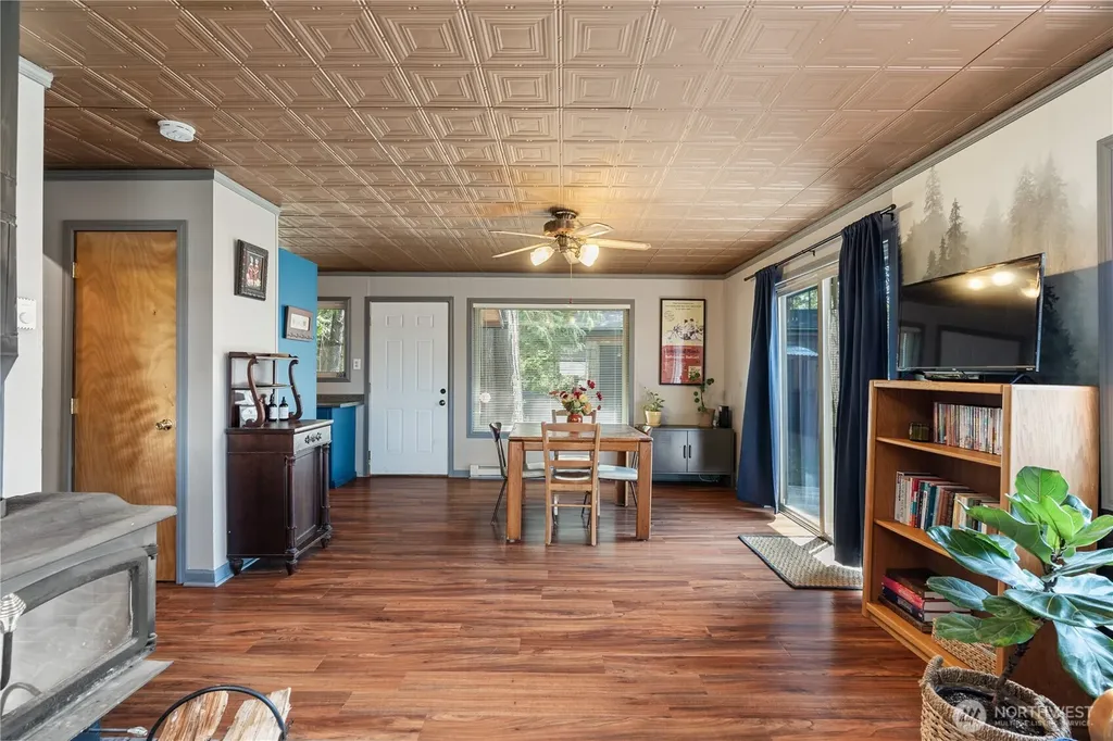 37 Butterfly Lane Pacific Beach WA 98571
