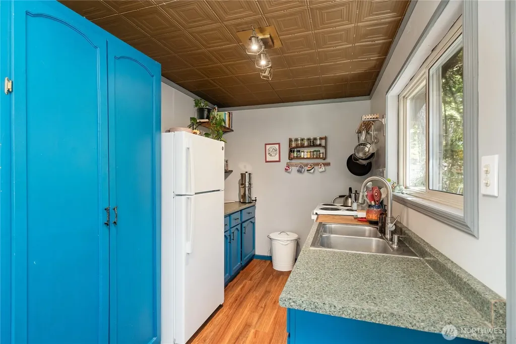 37 Butterfly Lane Pacific Beach WA 98571
