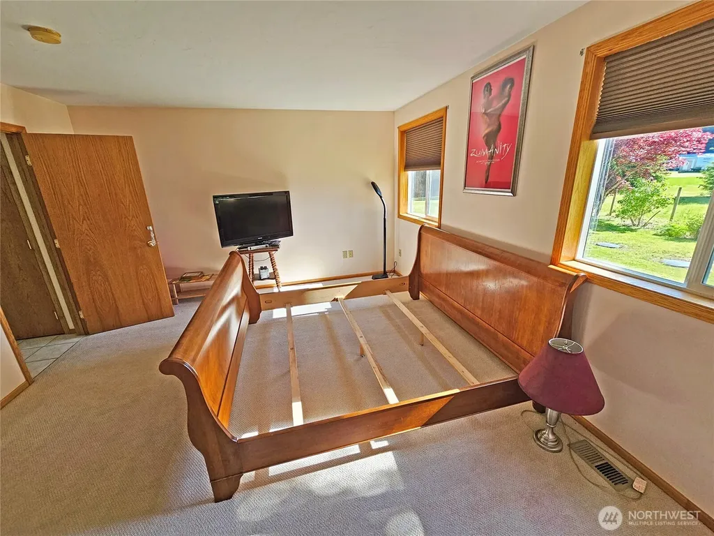 17103 Camas Run Lane SW Rochester WA 98579