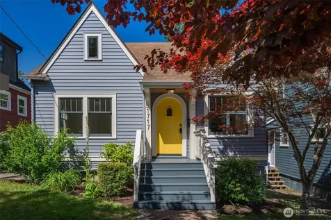 1717 32nd Avenue Seattle WA 98122