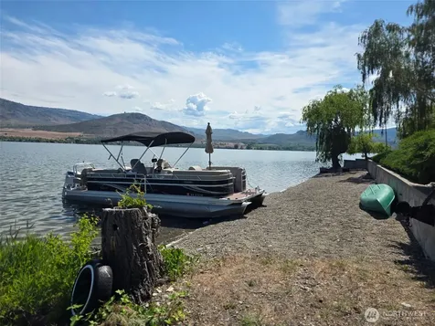 33524 Highway 97 Oroville WA 98844