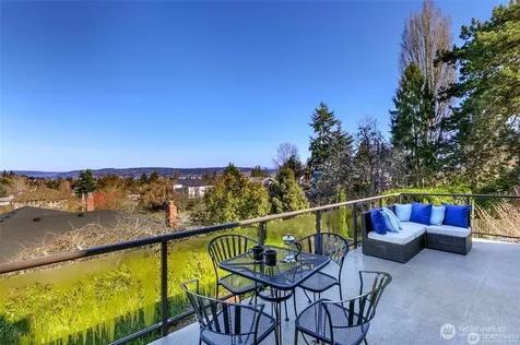 6001 60th Avenue NE Seattle WA 98115
