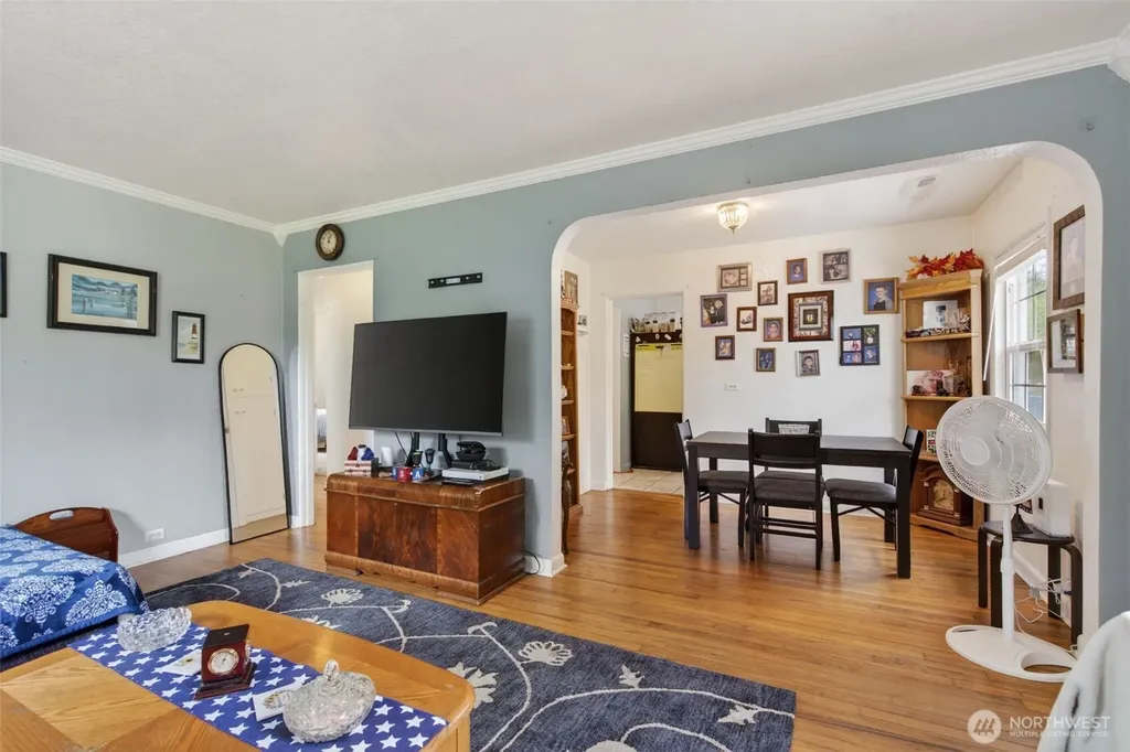 102 Nelson Avenue Kelso WA 98626