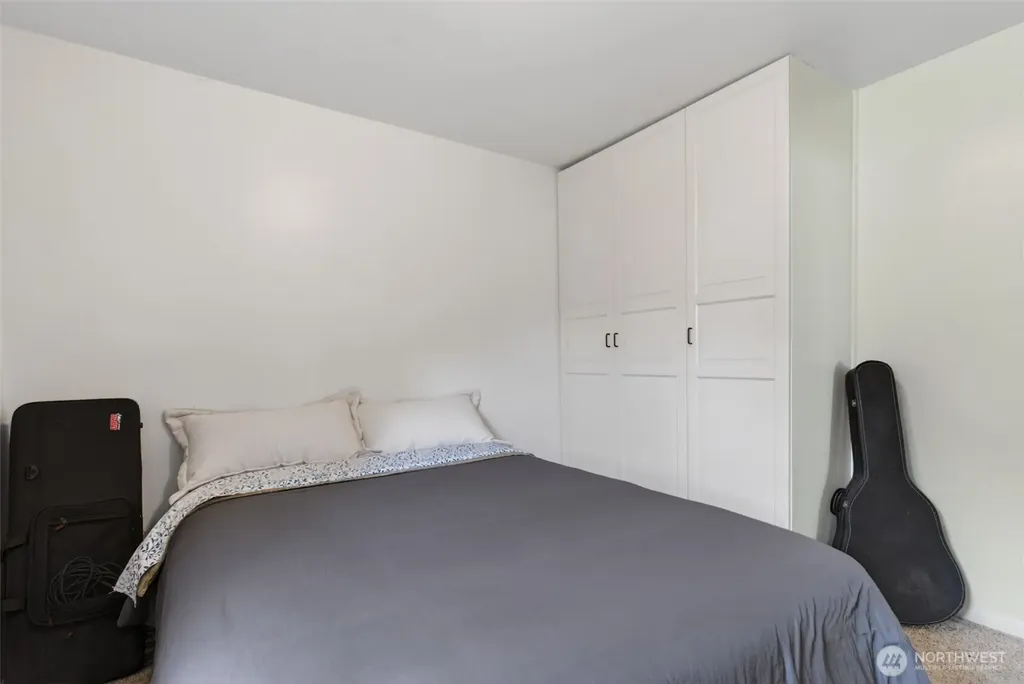 102 Nelson Avenue Kelso WA 98626