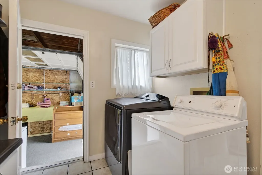 102 Nelson Avenue Kelso WA 98626