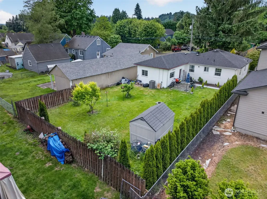 102 Nelson Avenue Kelso WA 98626