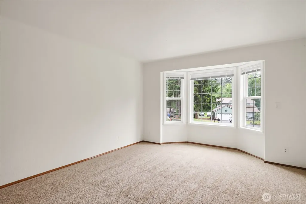 9621 Sunburst Court SE Port Orchard WA 98367