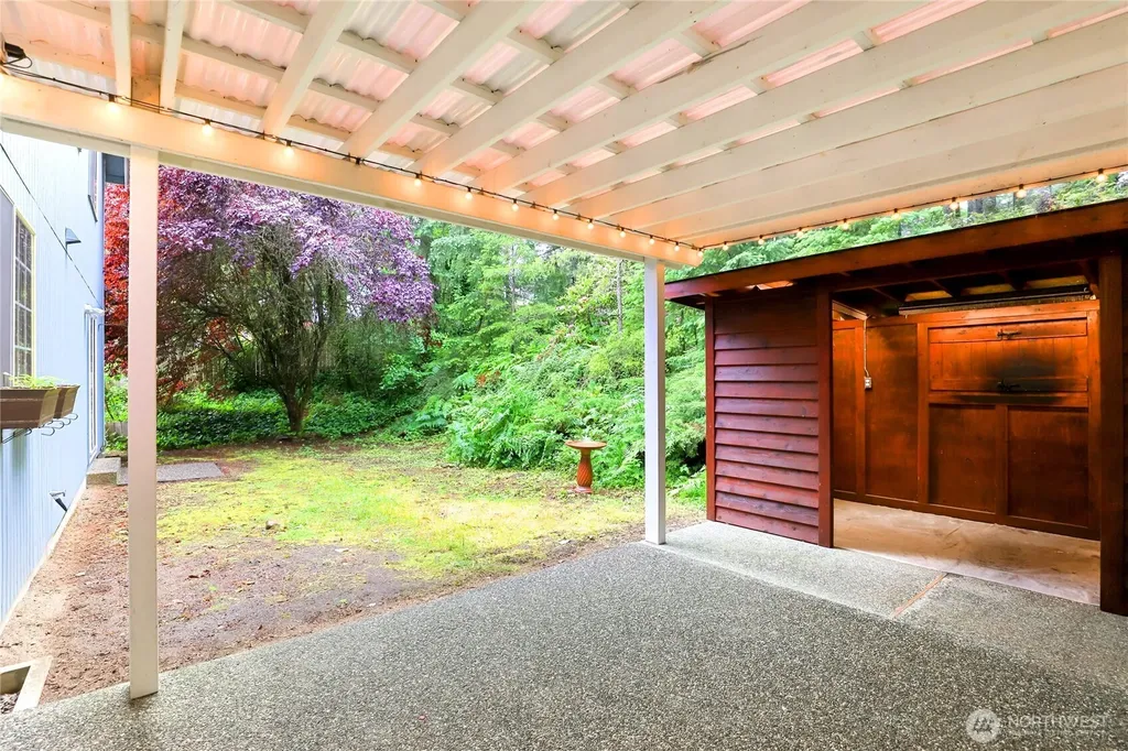 9621 Sunburst Court SE Port Orchard WA 98367