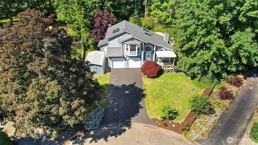 9621 Sunburst Court SE Port Orchard WA 98367