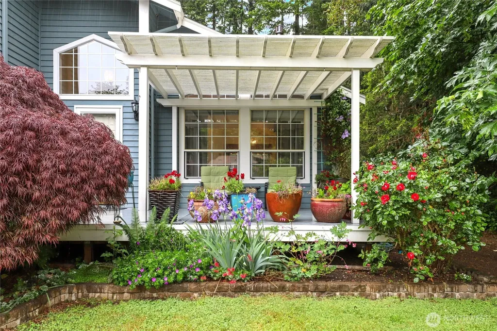 9621 Sunburst Court SE Port Orchard WA 98367