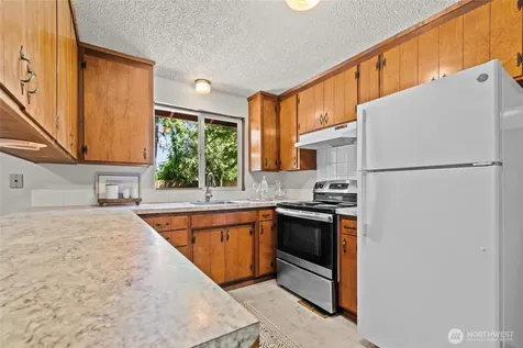 1637 105th Street S Tacoma WA 98444