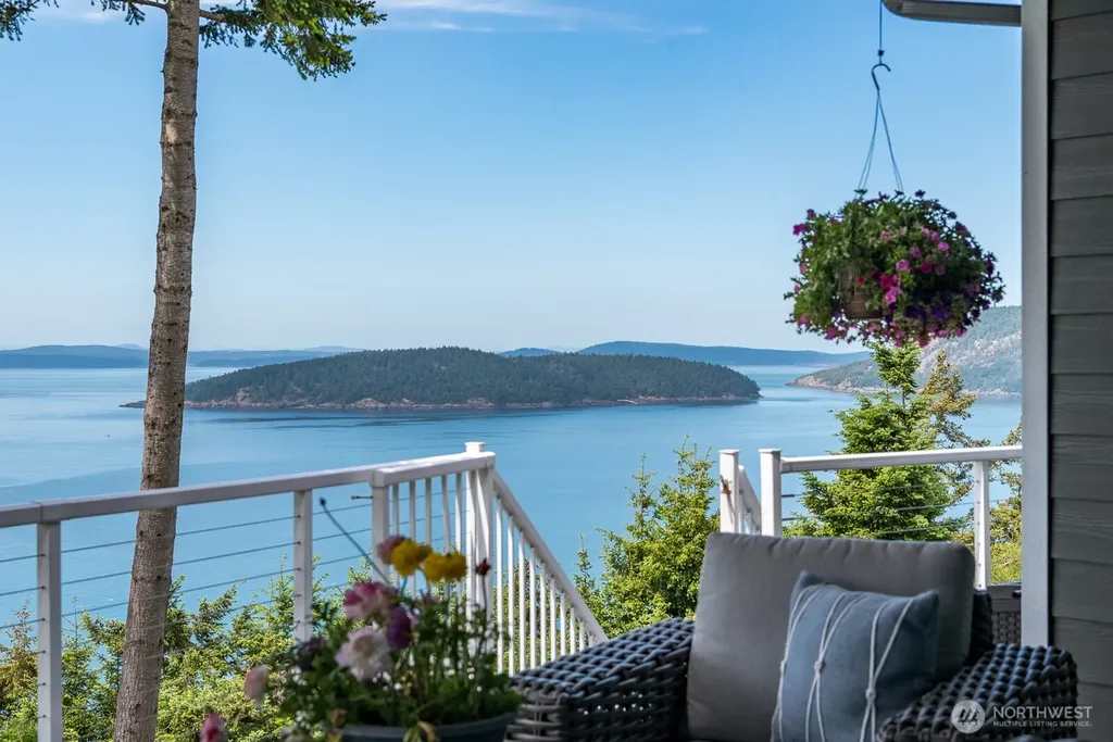 4034 Edith Point Road Anacortes WA 98221