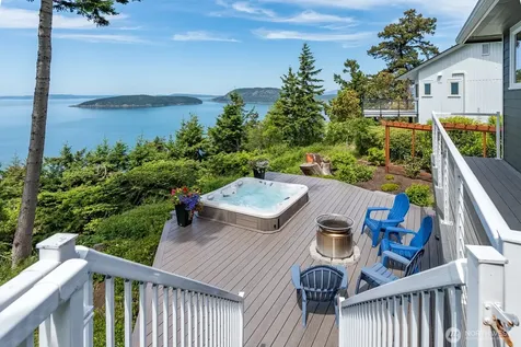 4034 Edith Point Road Anacortes WA 98221