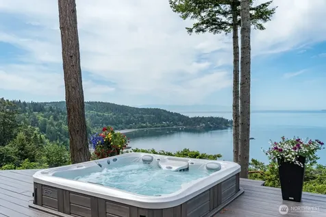 4034 Edith Point Road Anacortes WA 98221