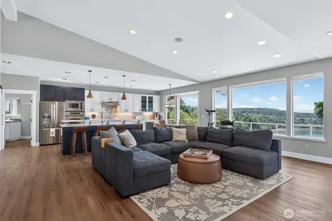4034 Edith Point Road Anacortes WA 98221