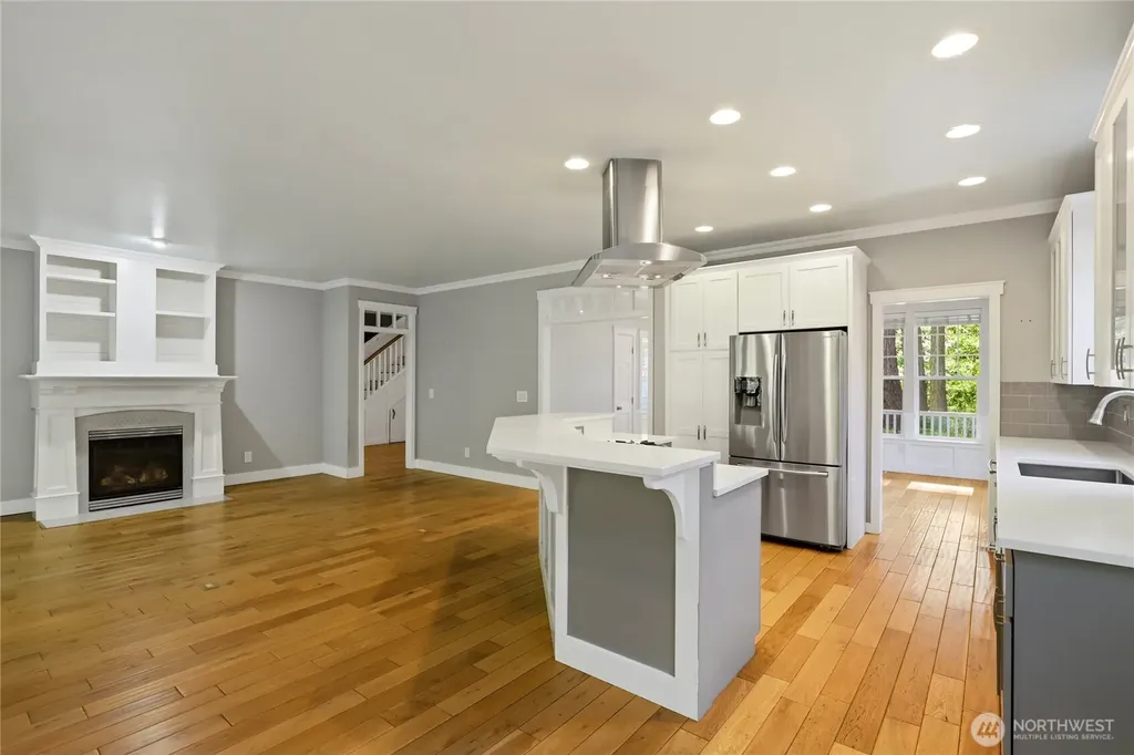 95 Helm Lane Port Ludlow WA 98365