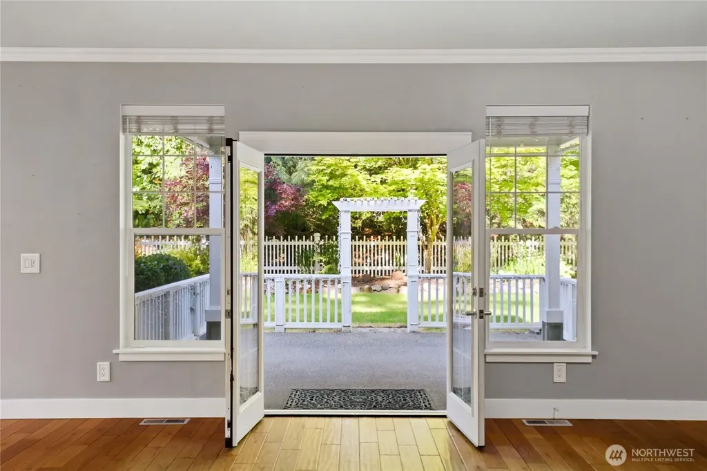 95 Helm Lane Port Ludlow WA 98365