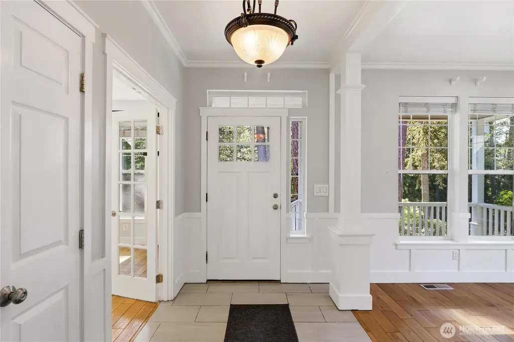 95 Helm Lane Port Ludlow WA 98365