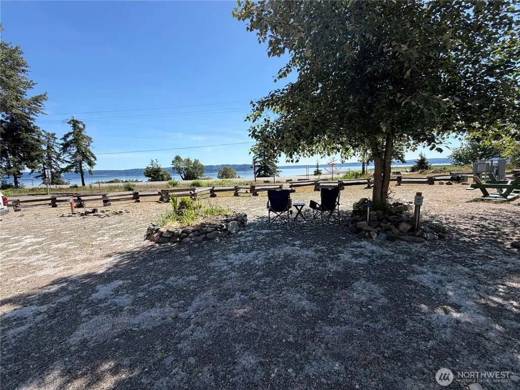 1 Buena Vista Way Brinnon WA 98320