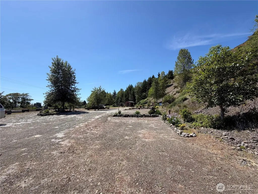 1 Buena Vista Way Brinnon WA 98320
