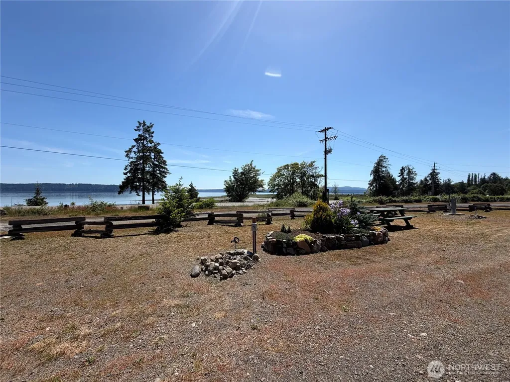 1 Buena Vista Way Brinnon WA 98320