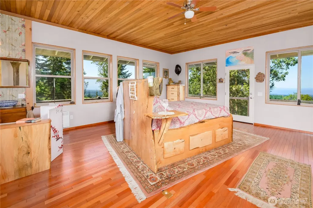 1648 Township Line Road Port Angeles WA 98362