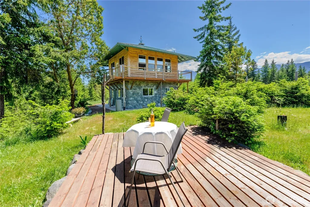 1648 Township Line Road Port Angeles WA 98362