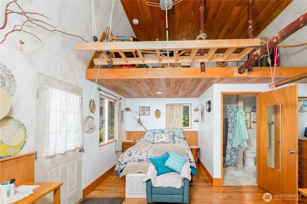 1648 Township Line Road Port Angeles WA 98362