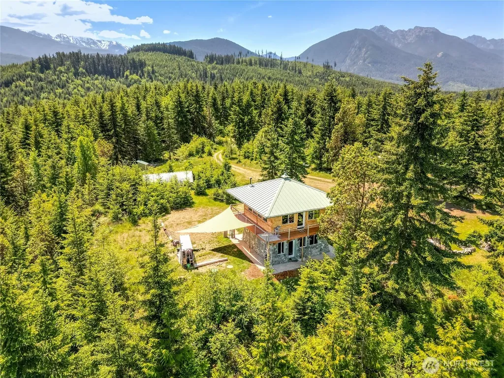 1648 Township Line Road Port Angeles WA 98362